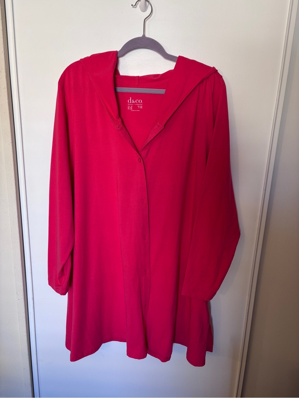 d&co women's red hooded button-front tunic. Sz 2X